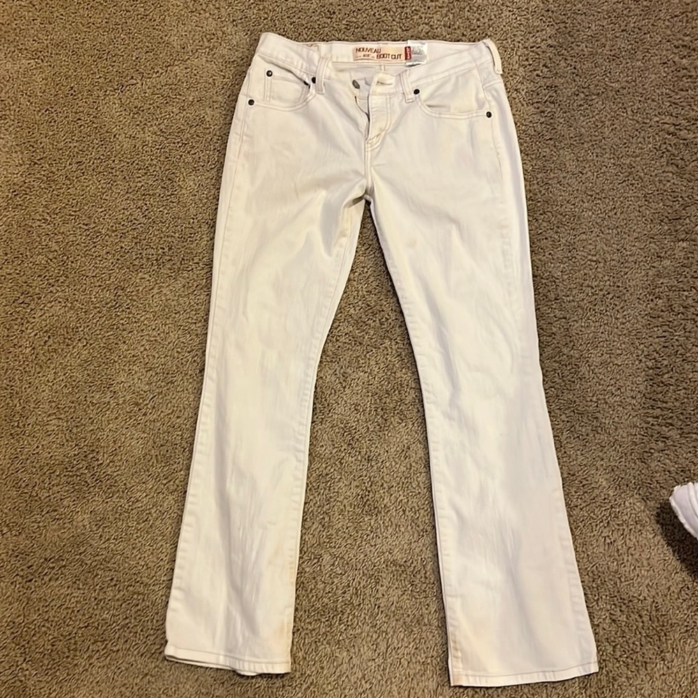 Levi’s Thrifted Low Rise Bootcut White Jeans